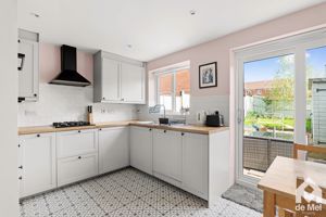 Photo 7- click for photo gallery